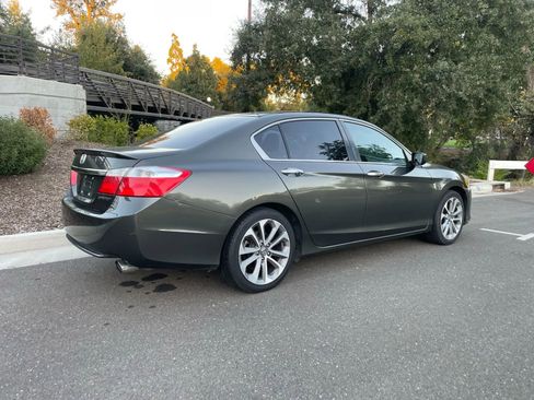 Used 2014 Honda Accord Sport image 3