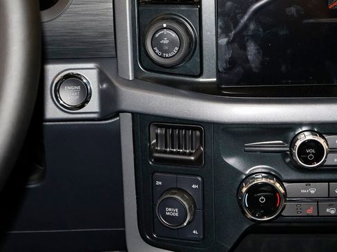 New 2025 Ford F150 XLT w/ Equipment Group 303A High image 21