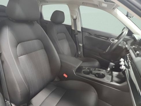 Certified 2024 Honda Civic EX image 17