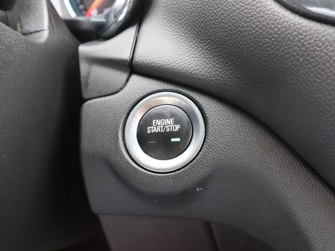 Used 2023 Chevrolet Equinox LT image 12