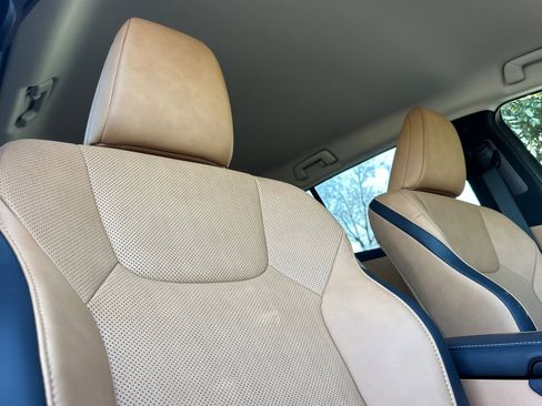 Used 2025 Lexus RZ 300e image 21