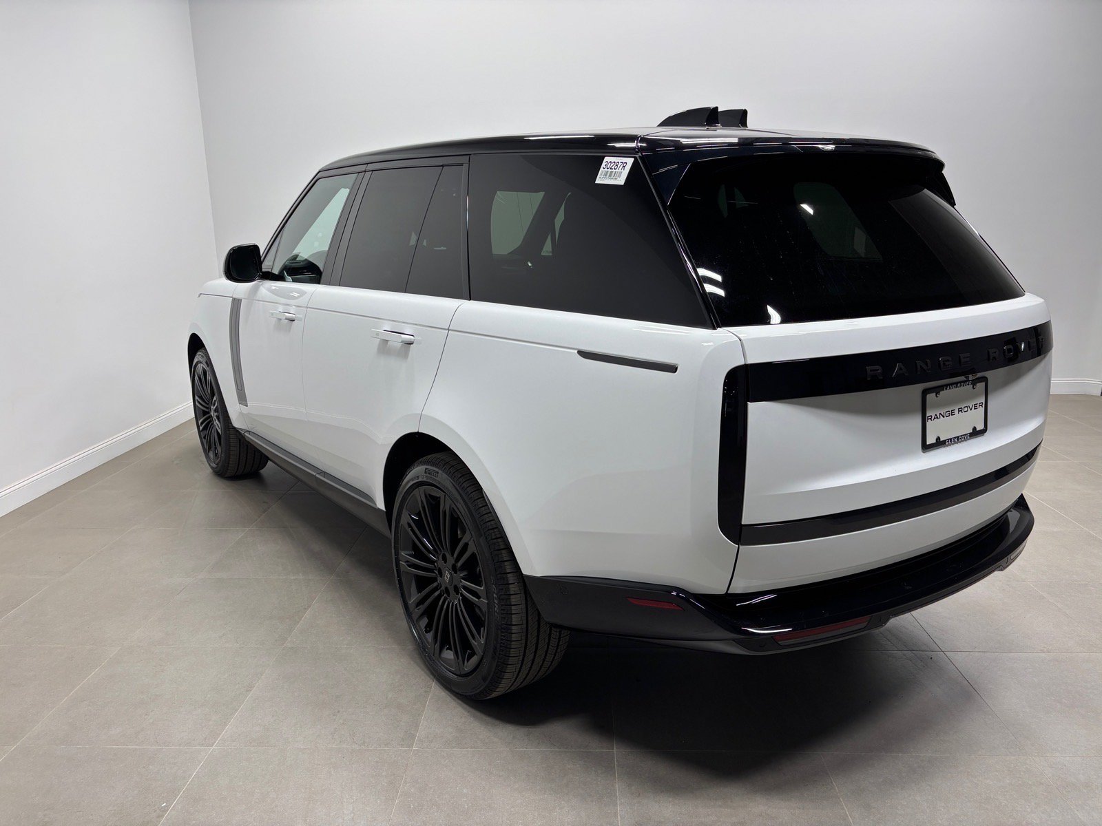 Used 2026 Land Rover Range Rover SE AWD/4WD image 10