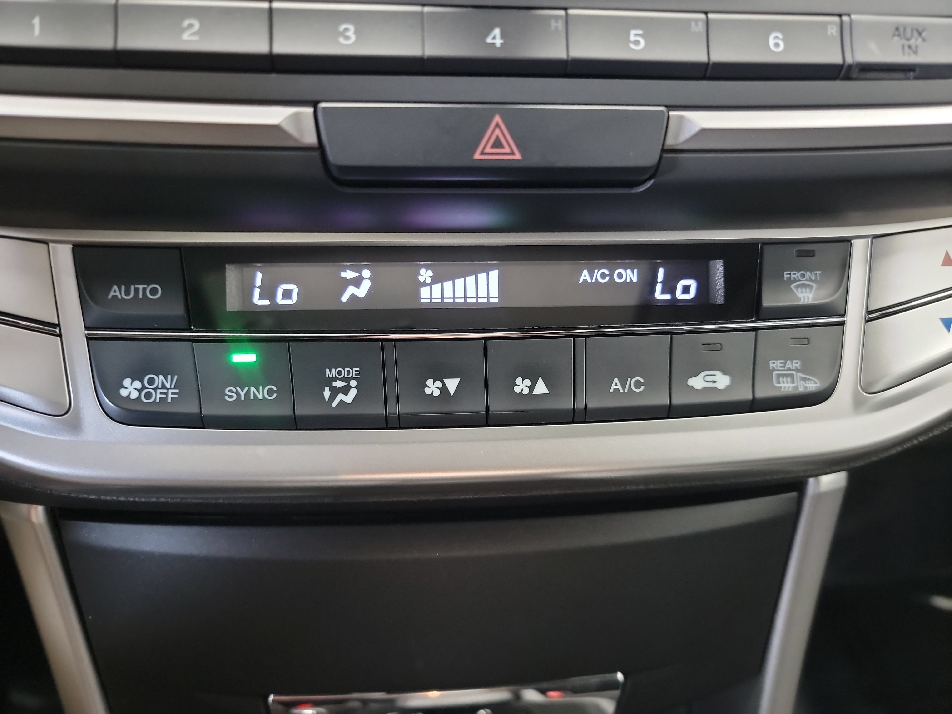 Used 2015 Honda Accord EX image 30