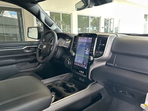 Used 2025 RAM 1500 Big Horn AWD/4WD image 25