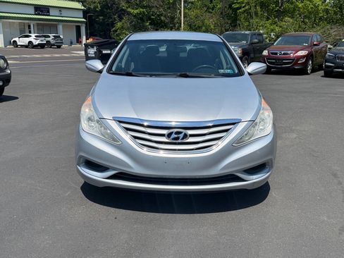Used 2012 Hyundai Sonata GLS FWD image 3