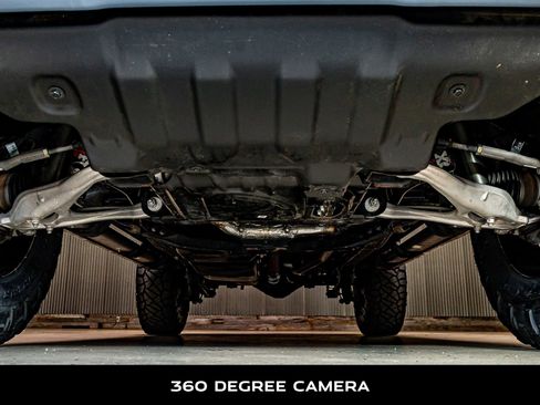 Used 2024 Ford Bronco Wildtrak image 12