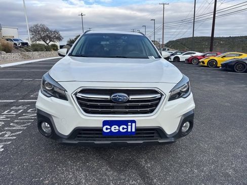 Used 2019 Subaru Outback 2.5i Touring image 8