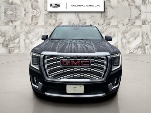 Used 2023 GMC Yukon XL Denali AWD/4WD image 8