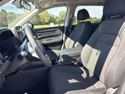 Used 2025 Honda CR-V EX image 18