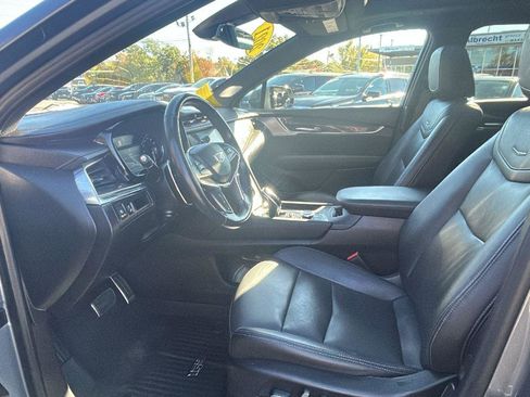 Used 2021 Cadillac XT5 Sportv w/ LPO, Floor Liner Package image 26