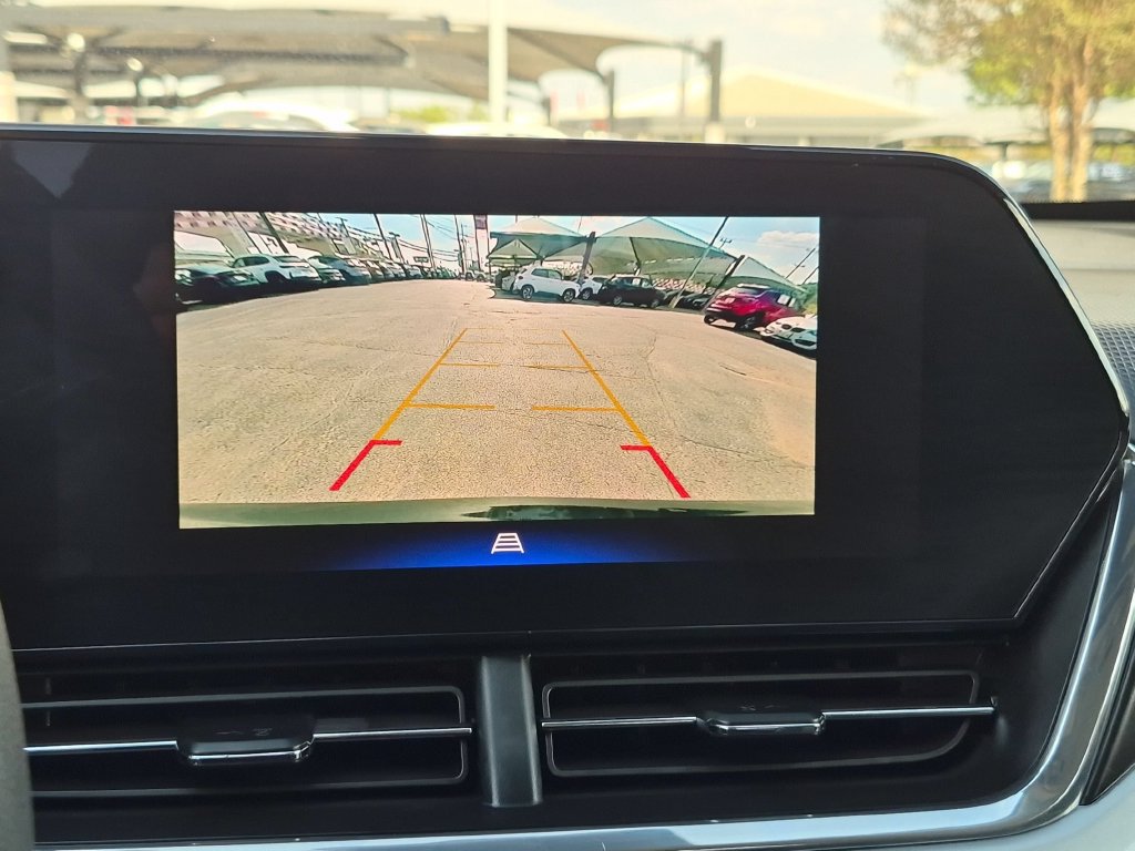 Used 2026 Chevrolet Trax LT FWD image 18