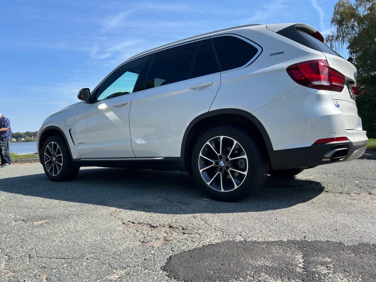 Used 2017 BMW X5 xDrive40e AWD/4WD image 14