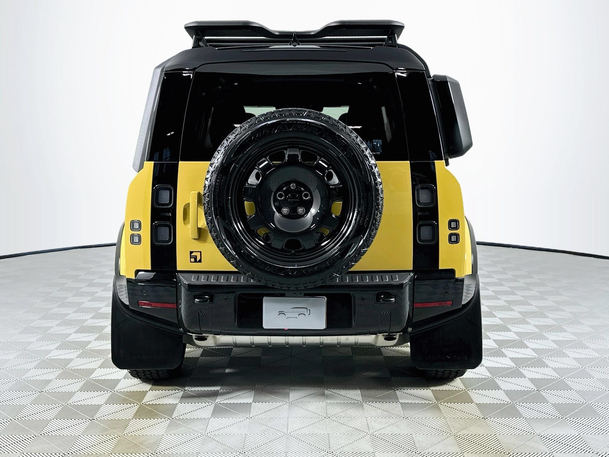 New 2026 Land Rover Defender 110 AWD/4WD image 6
