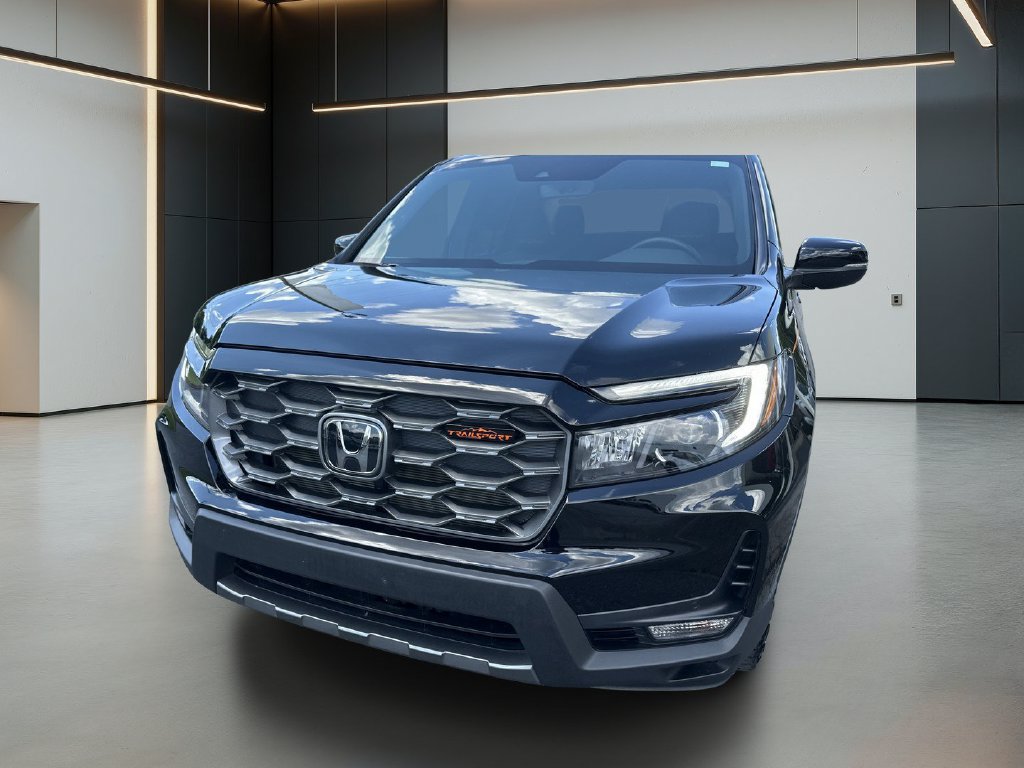 Used 2025 Honda Ridgeline TrailSport image 11