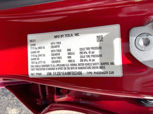 Used 2021 Tesla Model 3 Standard Range Plus RWD image 31