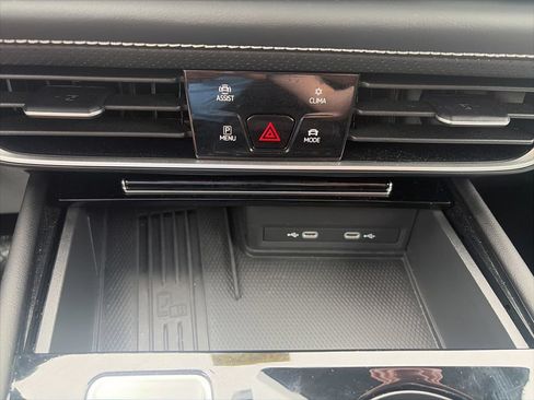 Used 2026 Volkswagen Atlas SE AWD/4WD image 17