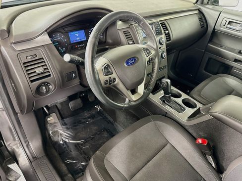 Used 2019 Ford Flex SE FWD image 22