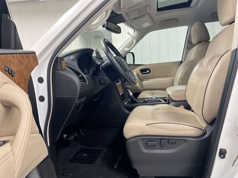 Used 2021 Nissan Armada SL w/ Captain's Chairs Package image 19