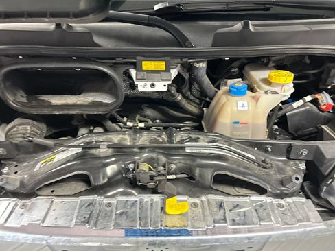 Used 2025 RAM ProMaster 2500 w/ U-Haul Equipment Group FWD image 24