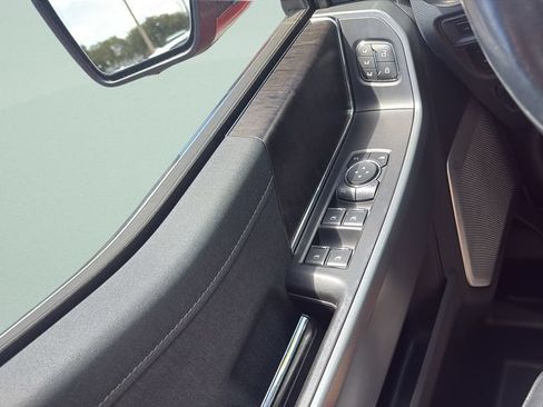 Used 2021 Ford F150 Lariat w/ Equipment Group 502A High AWD/4WD image 21