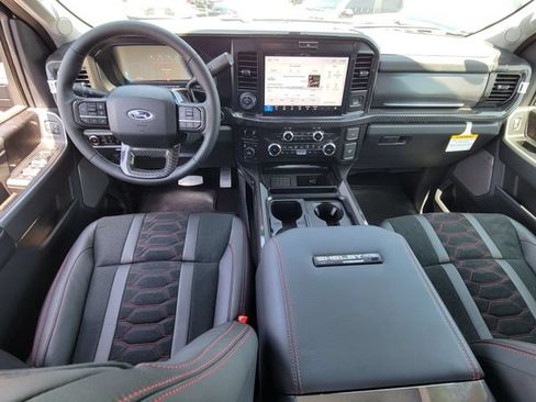New 2026 Ford F250 Lariat w/ Black Appearance Package AWD/4WD image 25