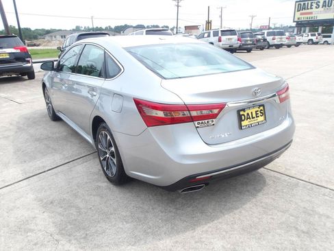 Used 2016 Toyota Avalon XLE FWD image 14