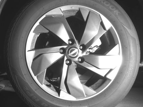 Used 2025 Nissan Rogue SV image 14