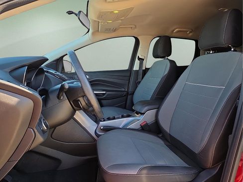 Used 2015 Ford Escape SE image 14