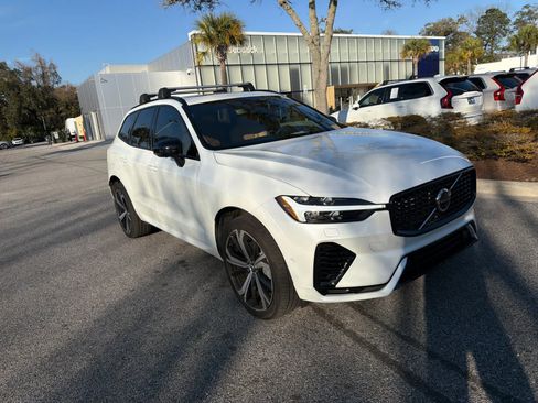 Used 2024 Volvo XC60 T8 Ultimate w/ Climate Package image 2