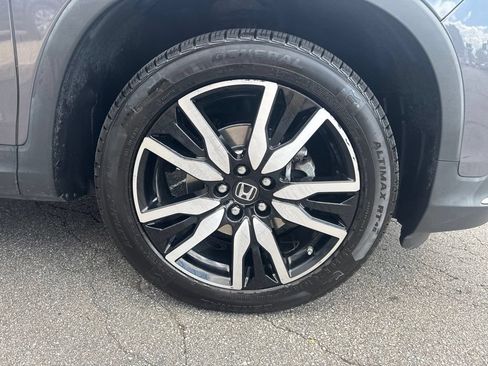 Used 2019 Honda Pilot Touring image 48