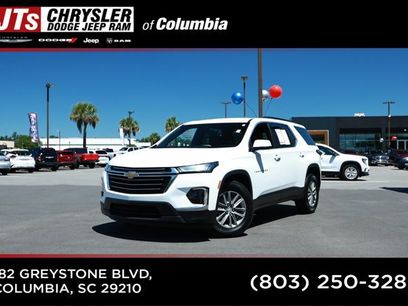 Used 2023 Chevrolet Traverse LT