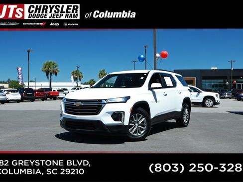 Used 2023 Chevrolet Traverse LT FWD image 1