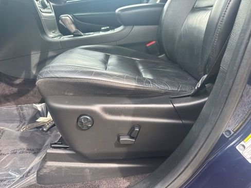 Used 2018 Jeep Grand Cherokee Limited image 16