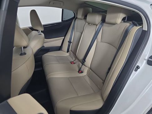 Used 2019 Lexus ES 350 w/ Premium Package FWD image 18