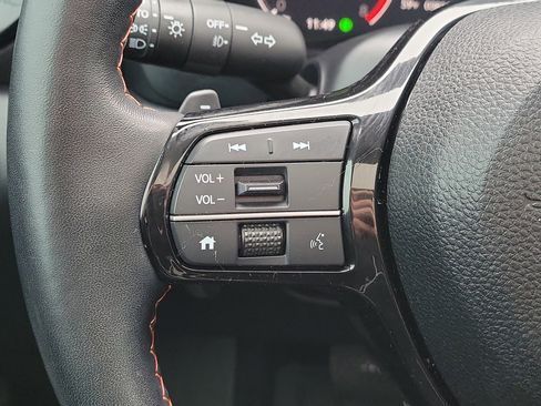 Used 2024 Honda Pilot TrailSport image 23