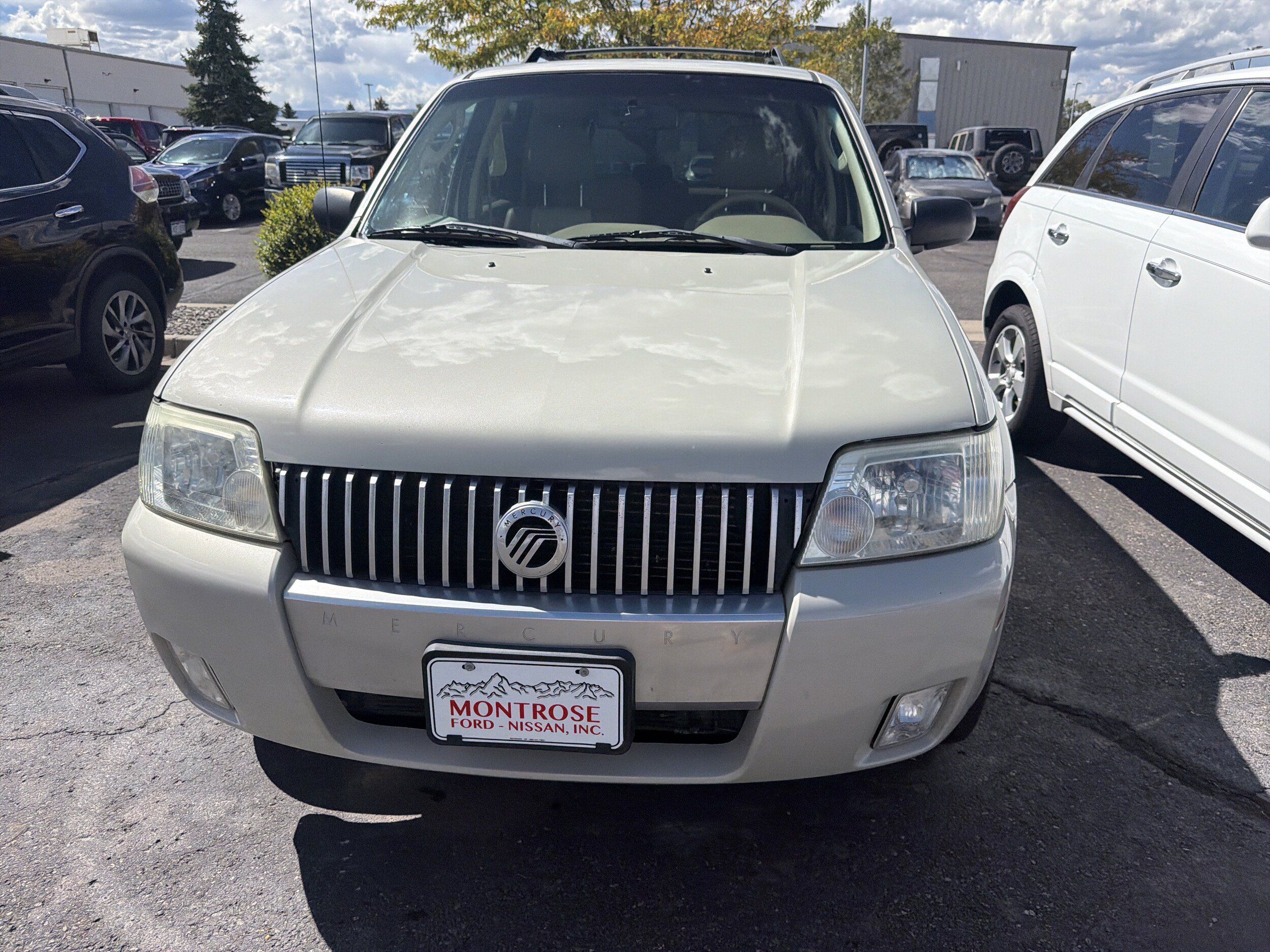 Used 2007 Mercury Mariner Luxury AWD/4WD image 2