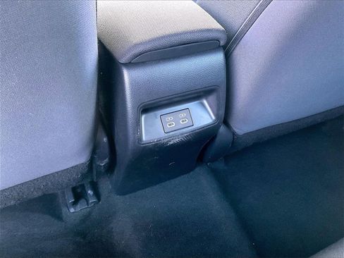 Used 2023 Toyota Corolla LE image 25