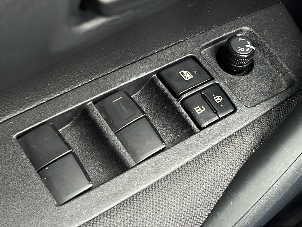 Used 2024 Toyota Corolla LE FWD image 17