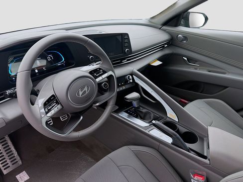 New 2026 Hyundai Elantra Sport FWD image 7