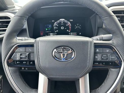 New 2026 Toyota Tundra Platinum AWD/4WD image 32