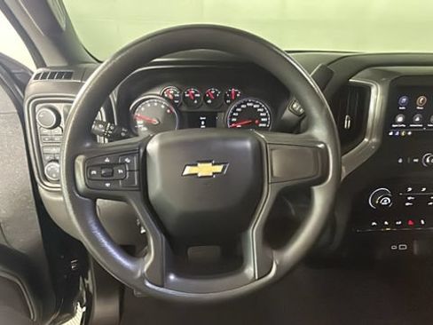 Used 2022 Chevrolet Silverado 1500 Custom AWD/4WD image 14