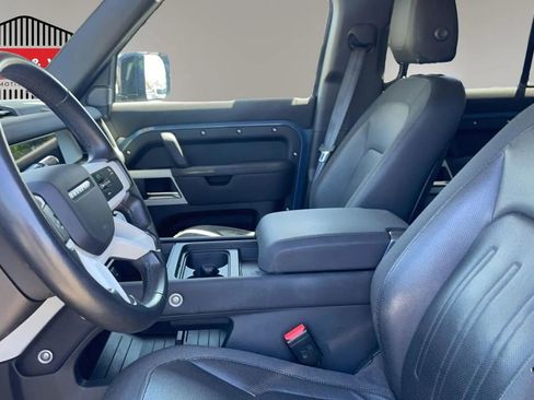 Used 2021 Land Rover Defender 110 SE AWD/4WD image 26