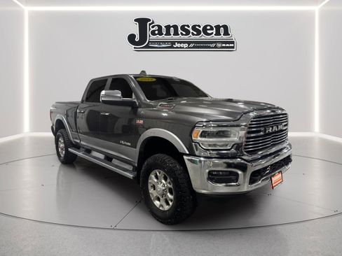 Used 2019 RAM 2500 Laramie AWD/4WD image 3