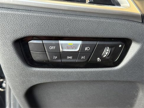 New 2026 BMW 330i Sedan w/ M Sport Package image 24