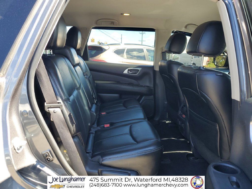 Used 2018 Nissan Pathfinder SL w/ Midnight Edition Package AWD/4WD image 27