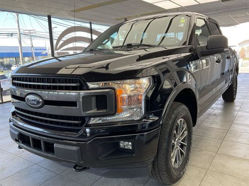 Used 2018 Ford F150 XLT w/ Equipment Group 302A Luxury AWD/4WD image 3