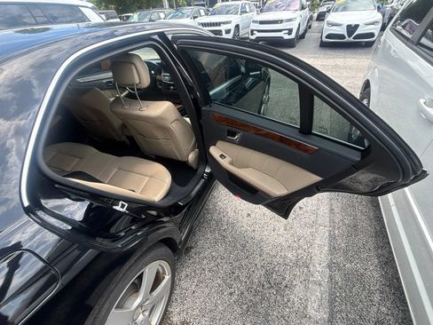 Used 2011 Mercedes-Benz E 350 Sedan image 33