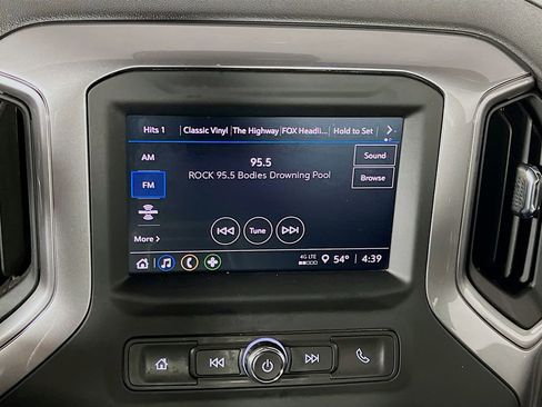 Used 2024 Chevrolet Silverado 1500 Custom Trail Boss image 14