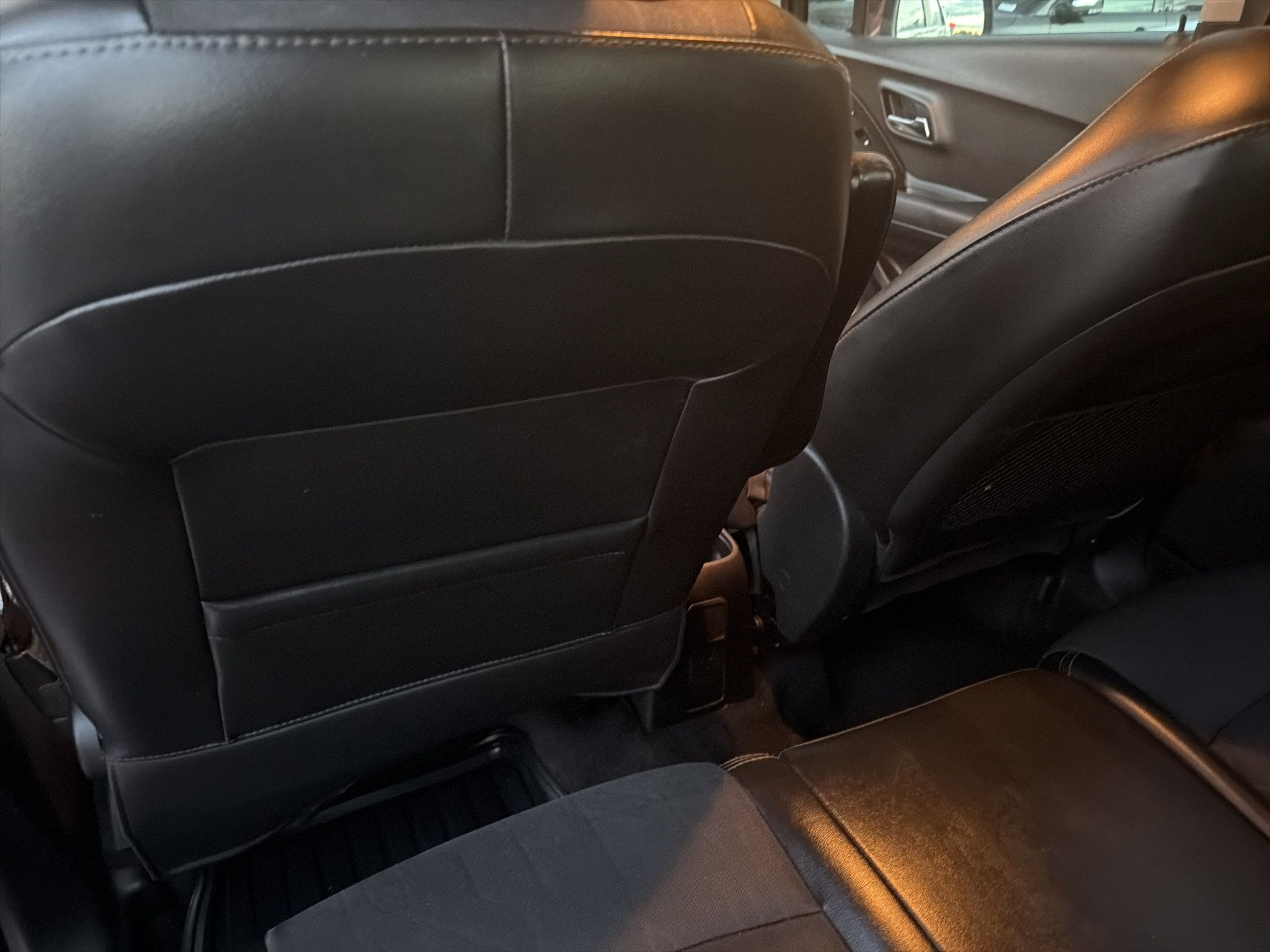 Used 2018 Chevrolet Trax LT w/ LT Convenience Package FWD image 19