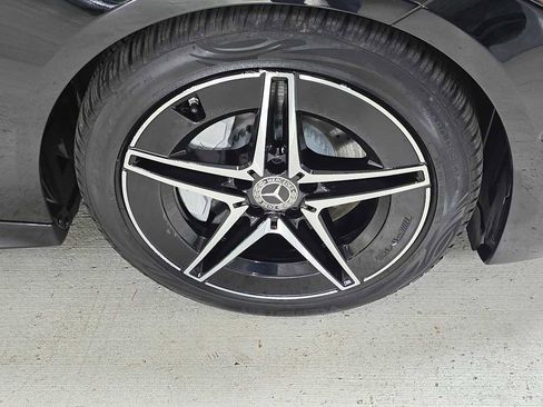 Used 2022 Mercedes-Benz C 300 4MATIC Sedan image 9